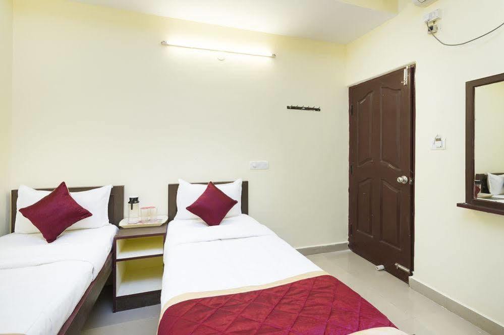 Oyo Rooms Yeshwanthpur Bangalore Bagian luar foto